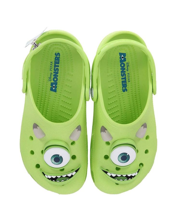 BABOUCHE CROCS AVEC LES YEUX ET BOUCHE
