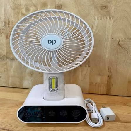 BAZAR VENTILATEUR RECHARGEABLE AVEC TORCHE DP-7624