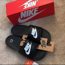 [10085] BABOUCHE GOMME NIKE ADULTE A BANDE ORG